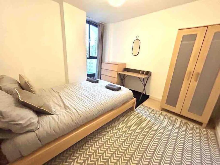 O2 Excel City Airport Apartment Лондон Екстер'єр фото